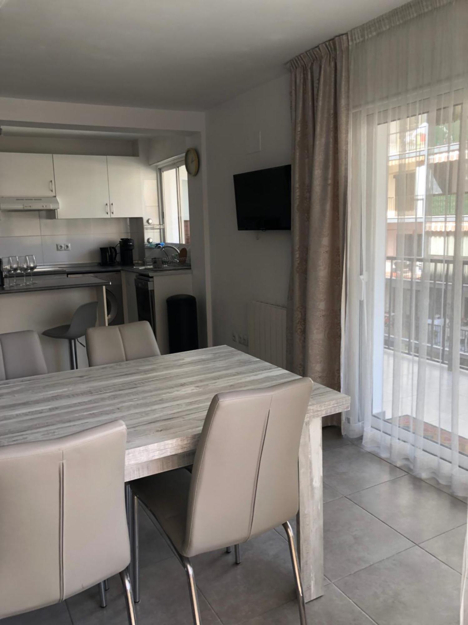 Casa De Feliz Appartement